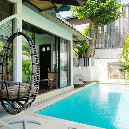 Artemis Villa Hotel Seminyak Buitenkant foto