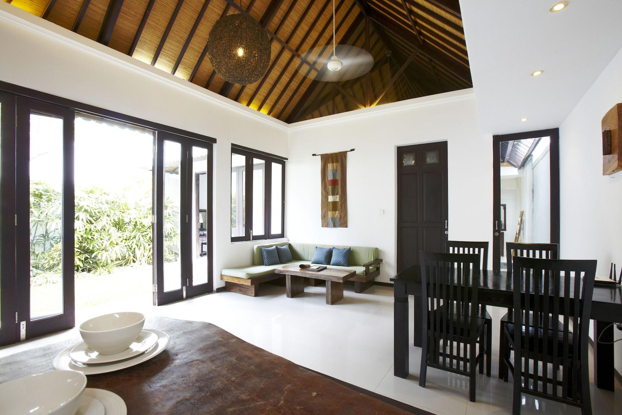 Artemis Villa Hotel Seminyak Buitenkant foto