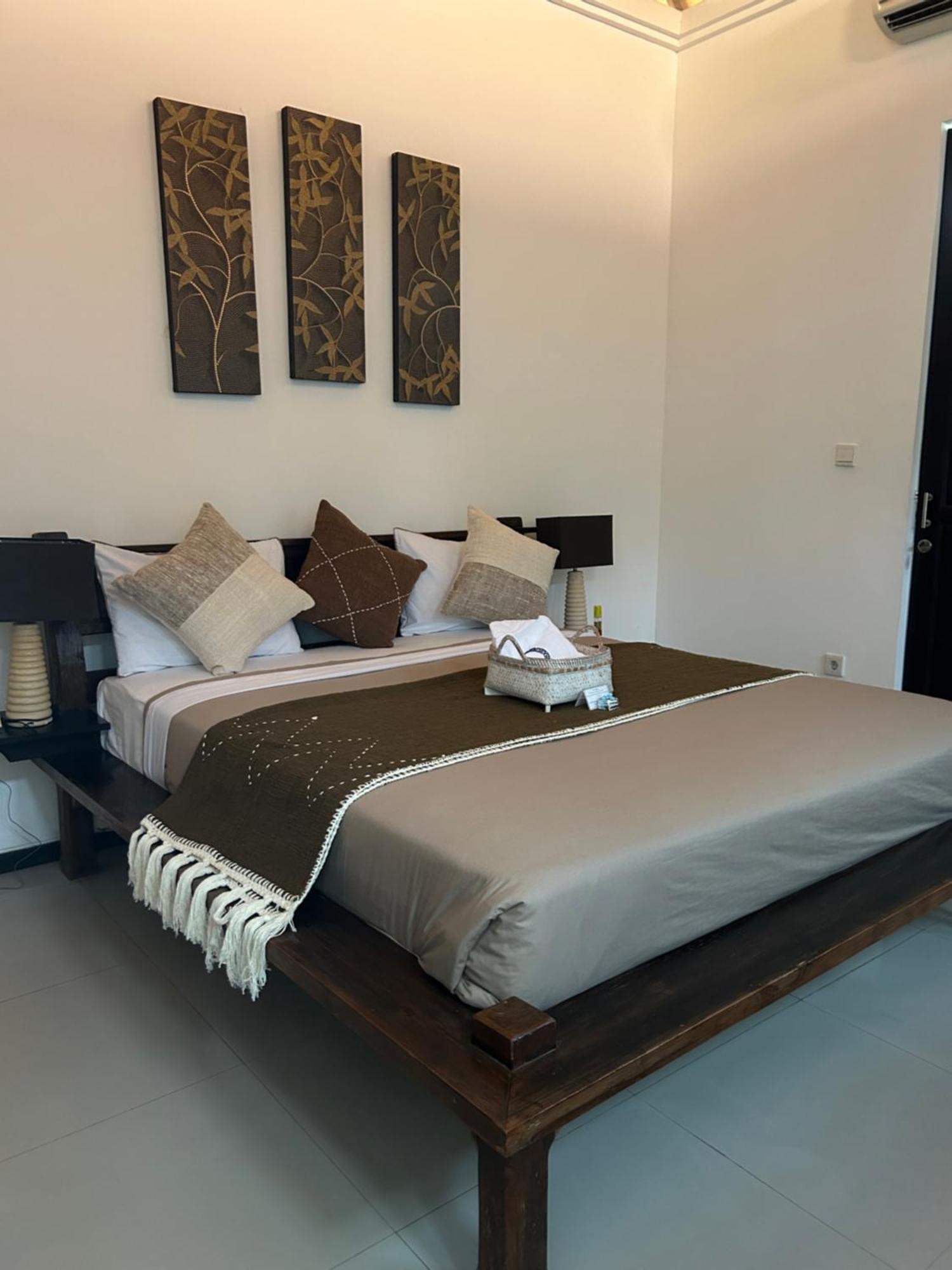 Artemis Villa Hotel Seminyak Buitenkant foto
