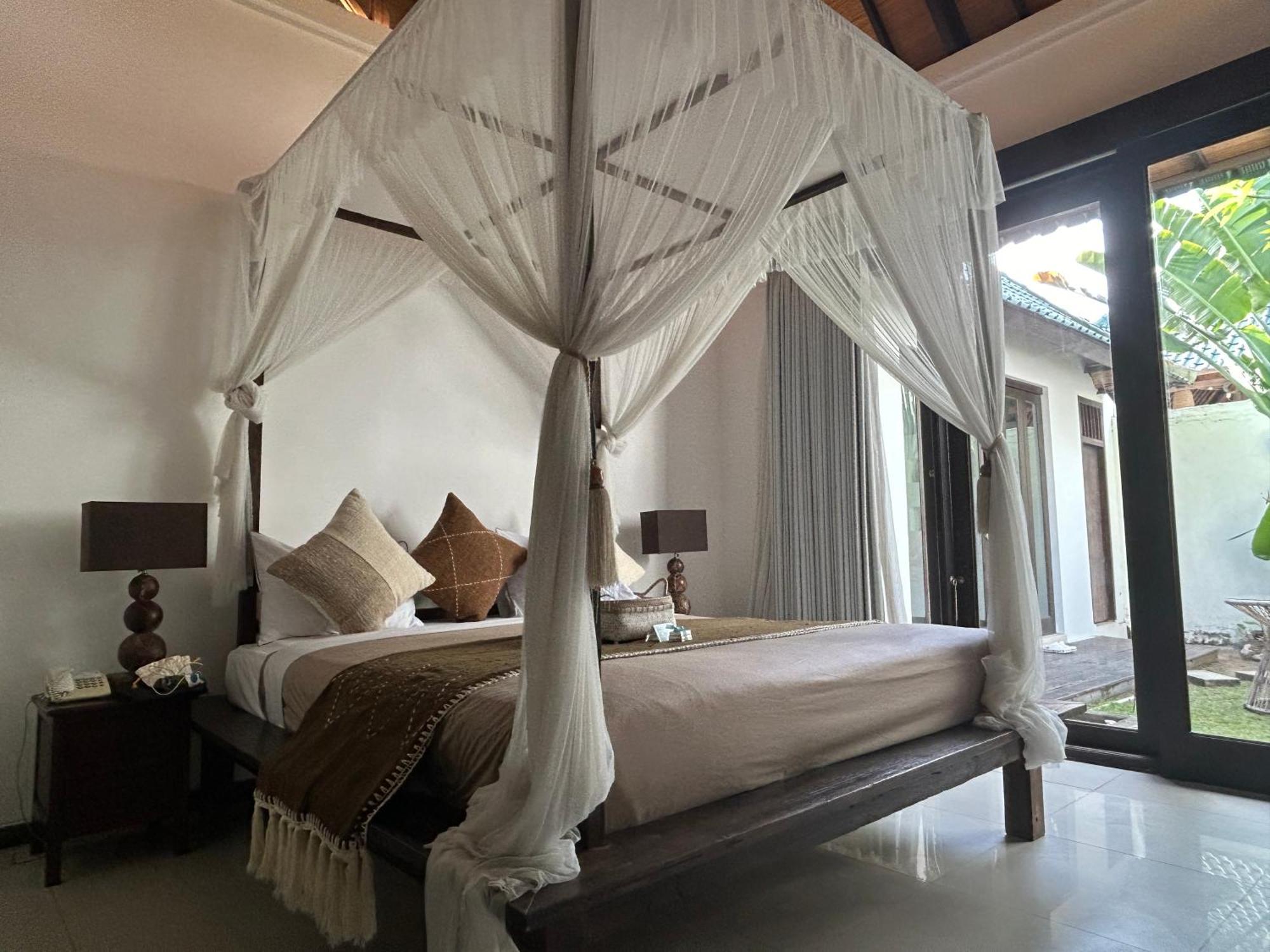 Artemis Villa Hotel Seminyak Buitenkant foto
