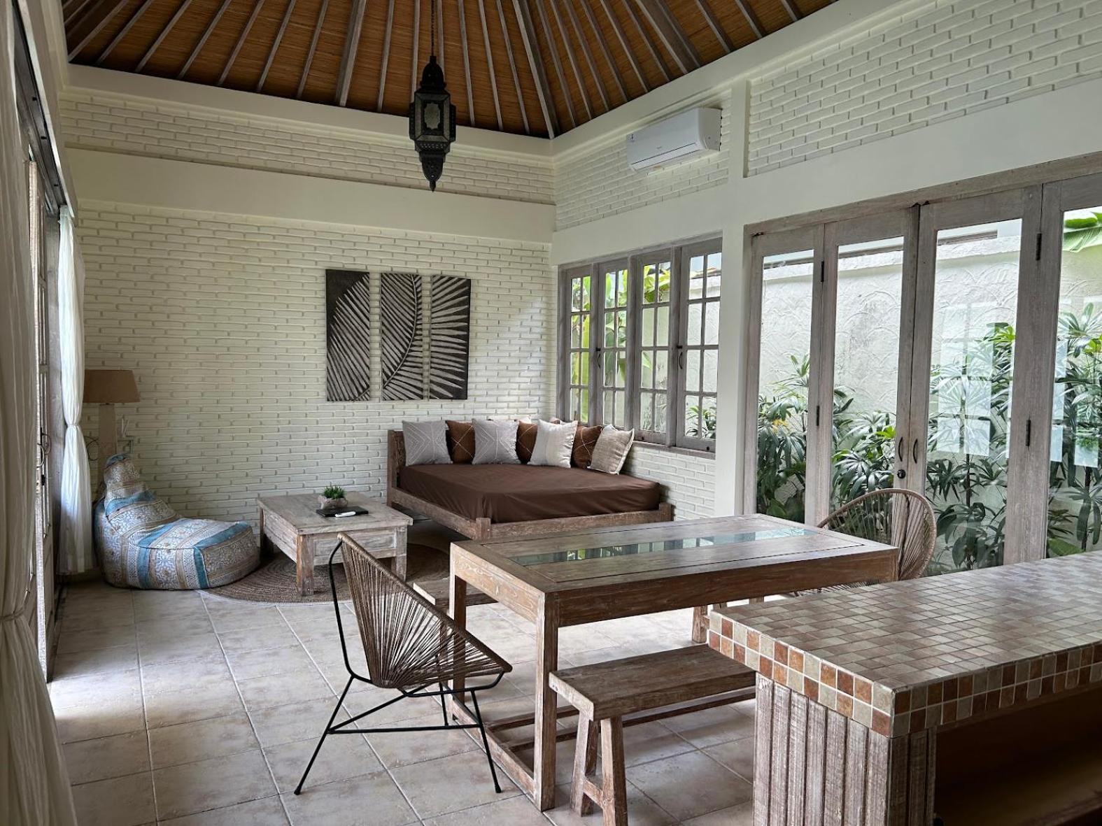 Artemis Villa Hotel Seminyak Buitenkant foto