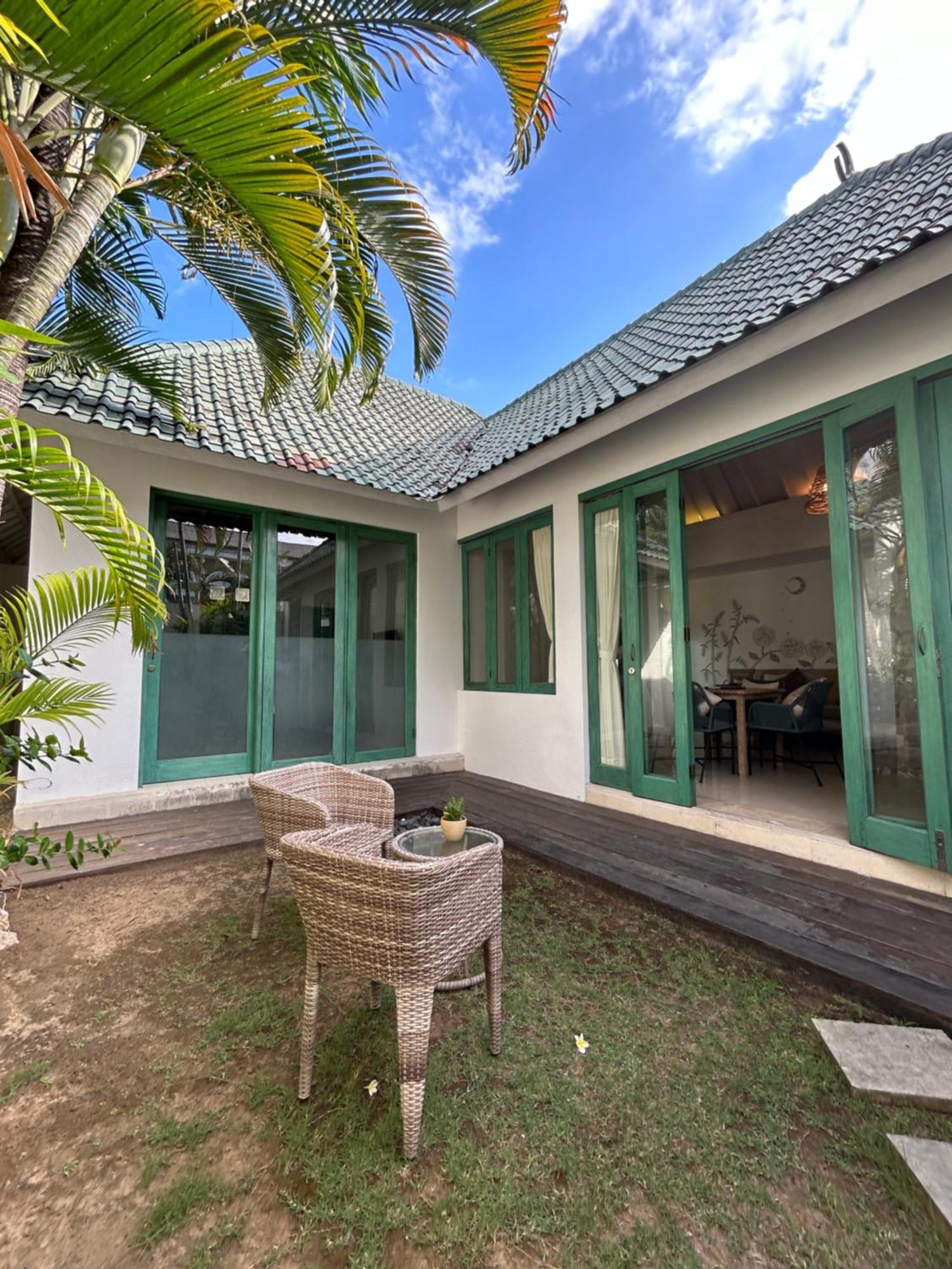 Artemis Villa Hotel Seminyak Buitenkant foto